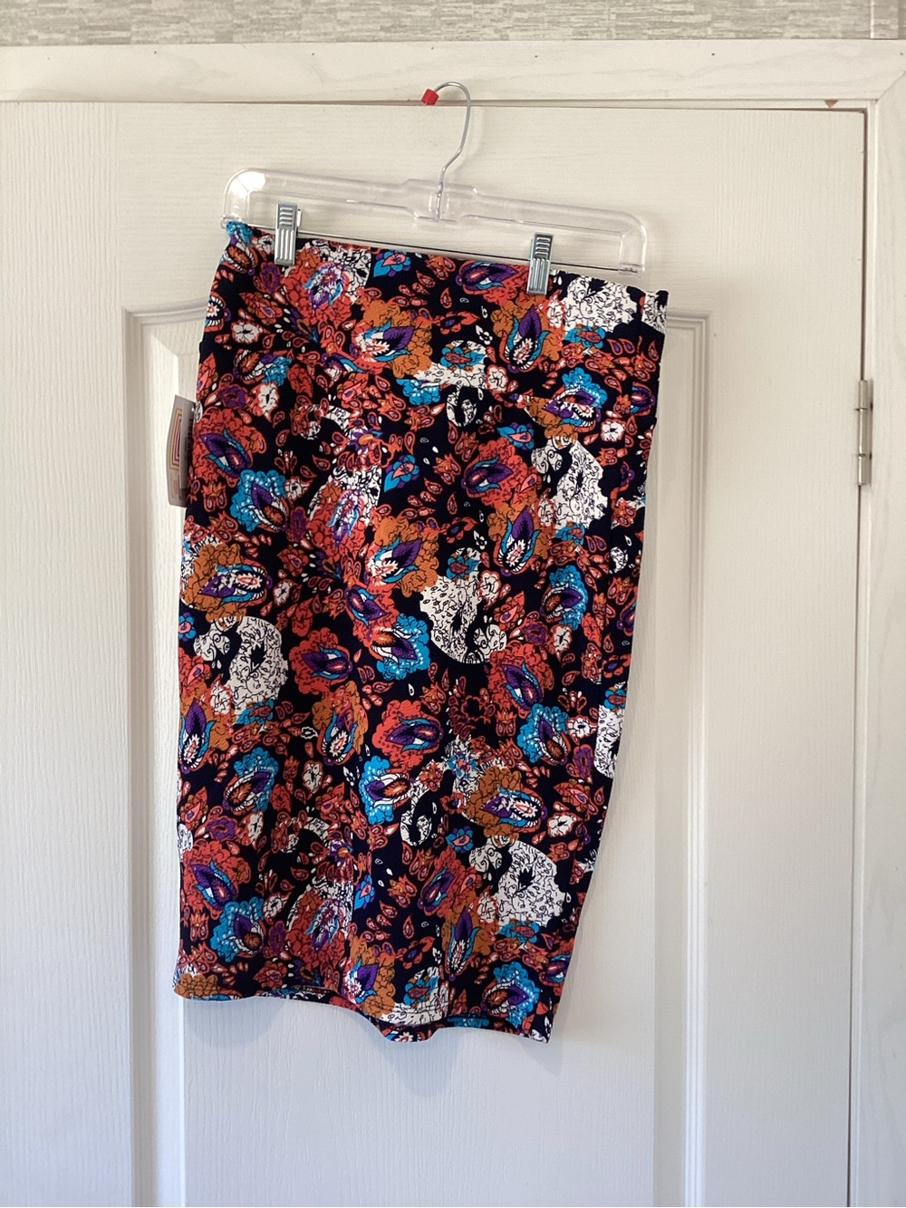 LuLaRoe Cassie Pencil Skirt M BNWT